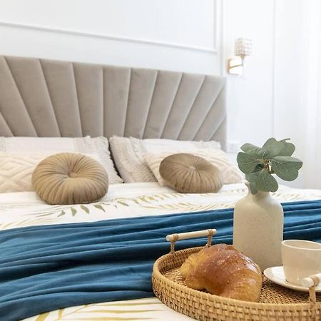 We Home - Prada Luxury Suites Милано Екстериор снимка